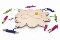 Karl-Schubert-Gemeinschaft - Houten Spellen Zweefbord Samenwerkingsspel En Teambuilding