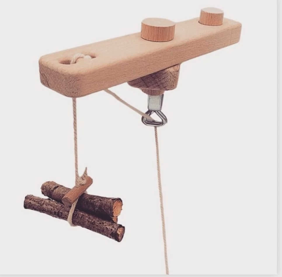 Speelbelovend Speelbelovend Houten Takel Of Hijskraan Tobias